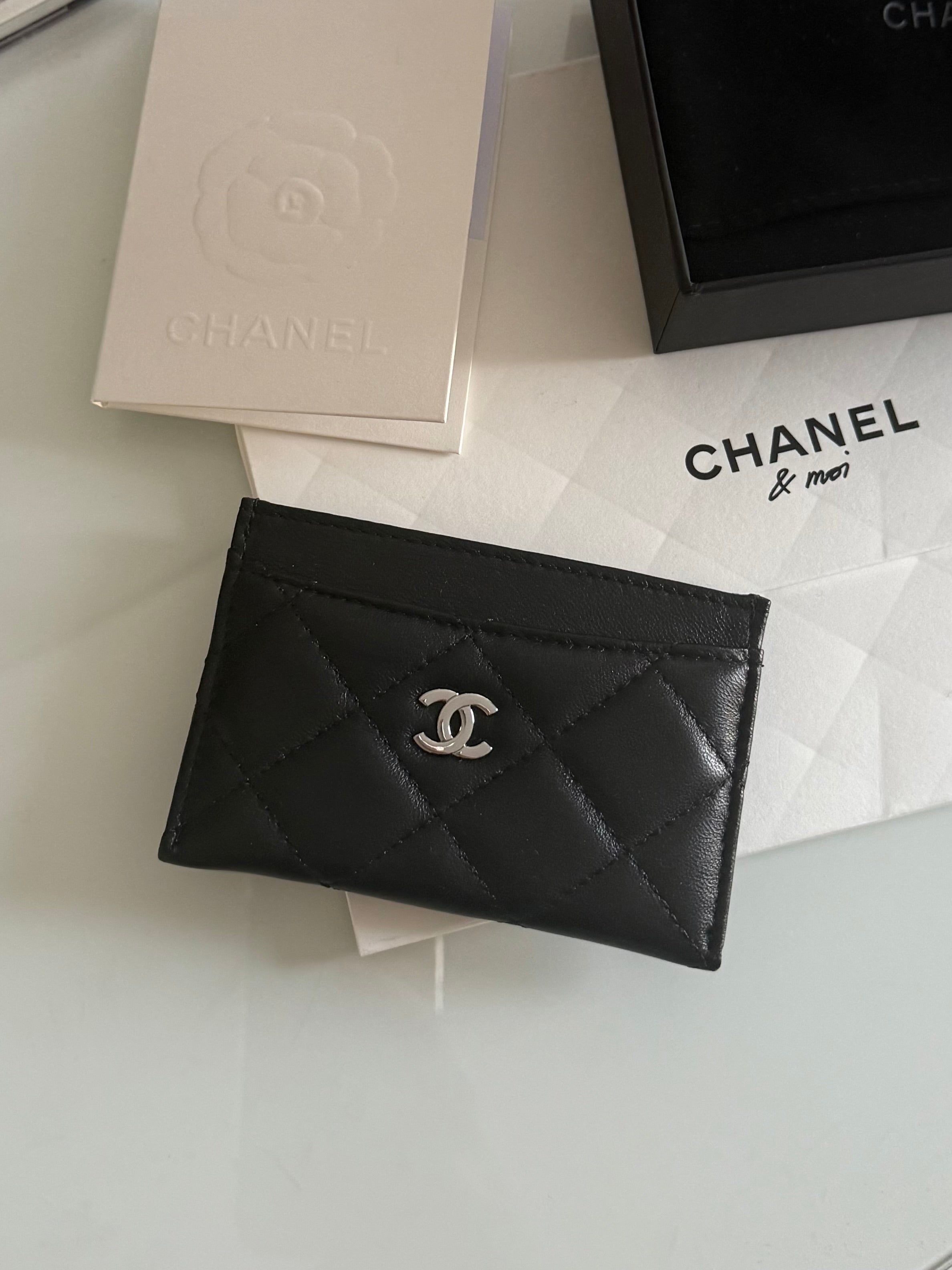 PORTE-CARTES NOIR ET ARGENTÉ