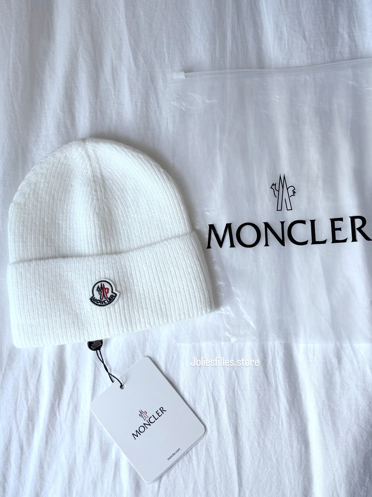 BONNET BLANC*