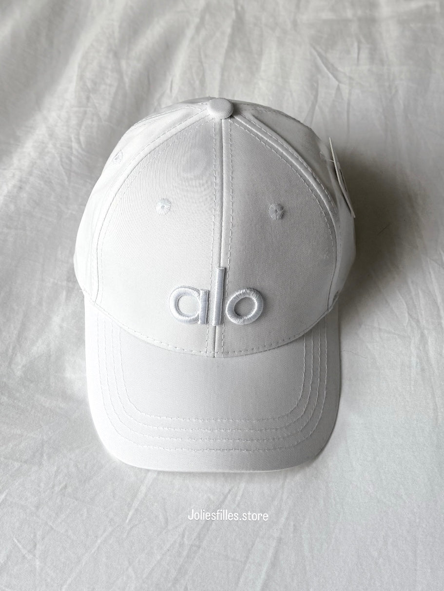 CASQUETTE BLANCHE*