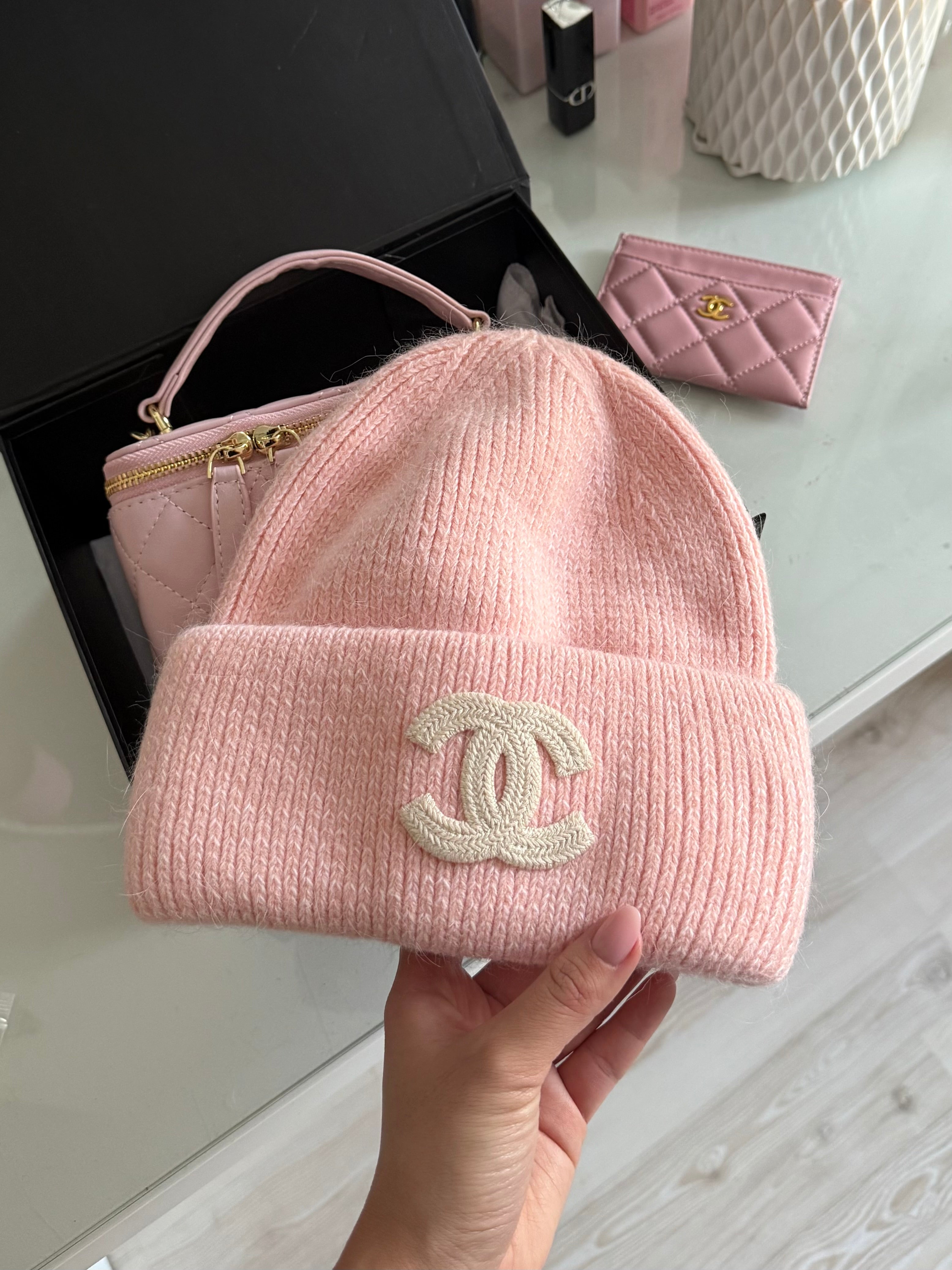 BONNET ROSE