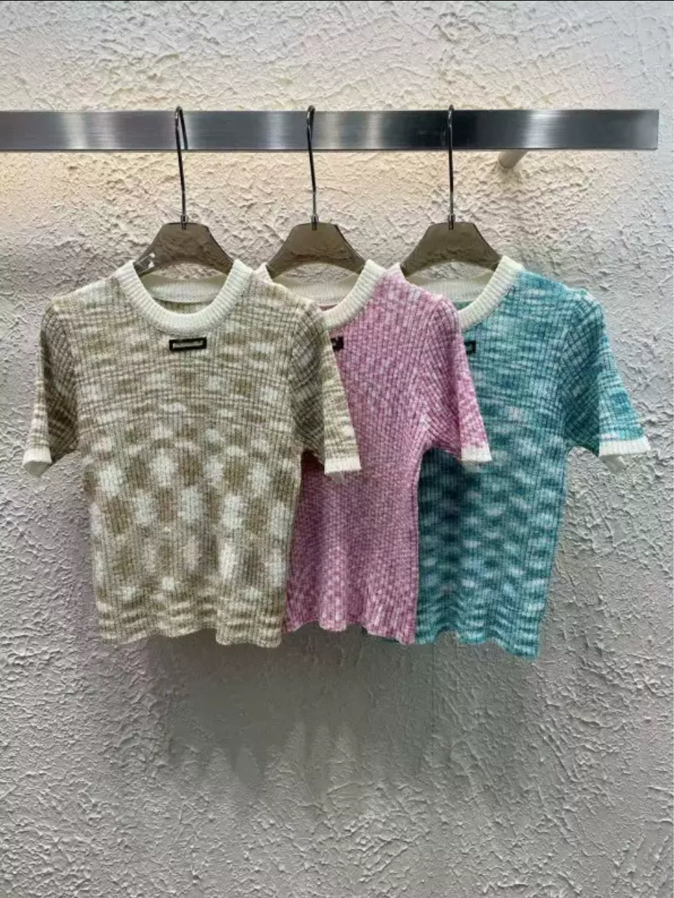 MIU TOP 2