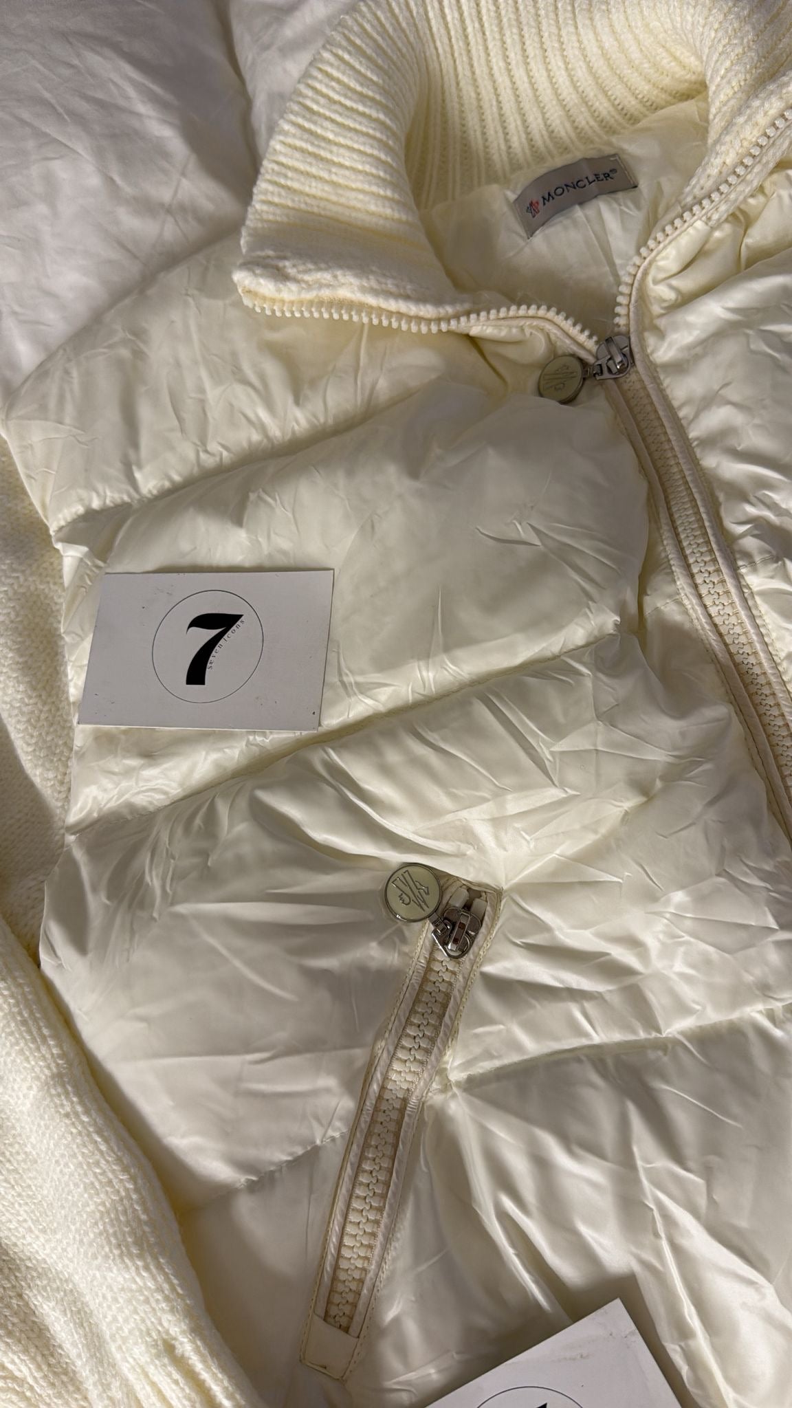 M WHITE FALL JACKET
