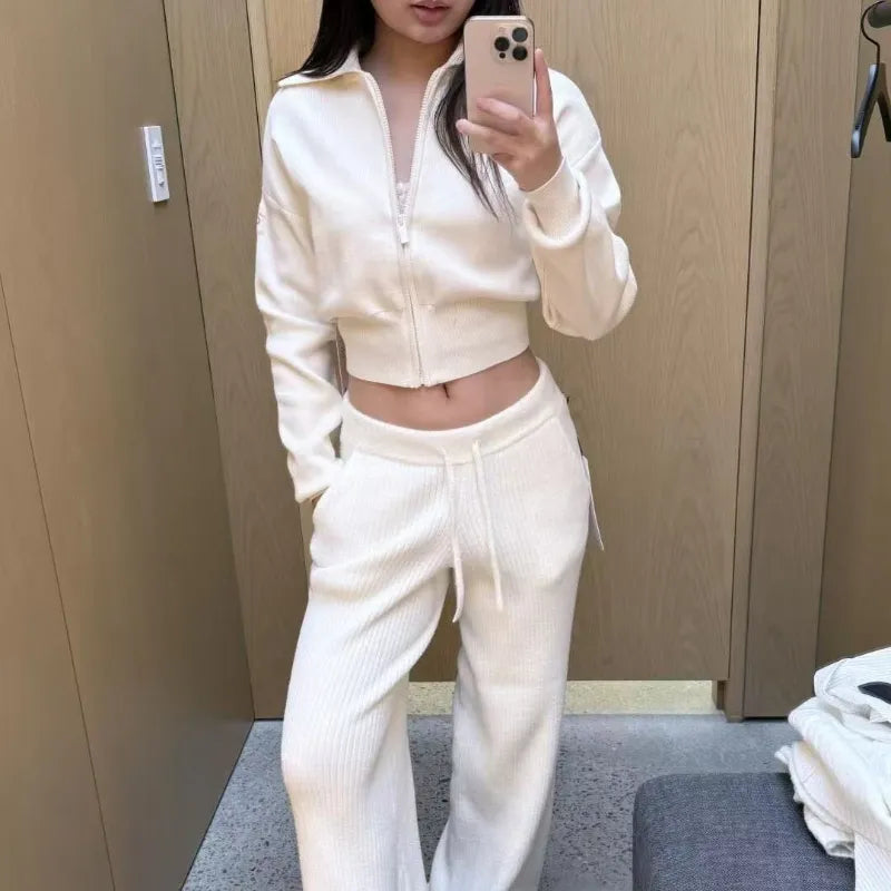 A KNIT SET