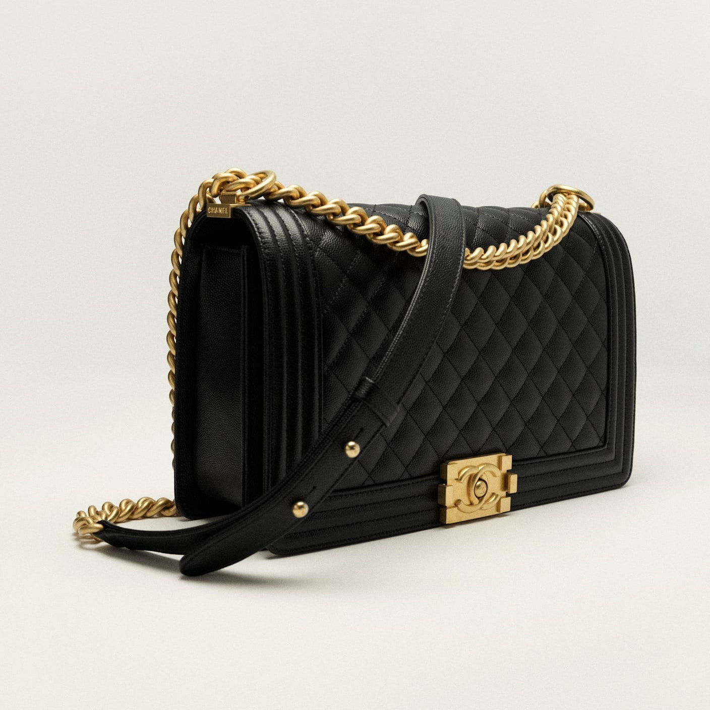 GRAND SAC BOY CHANEL