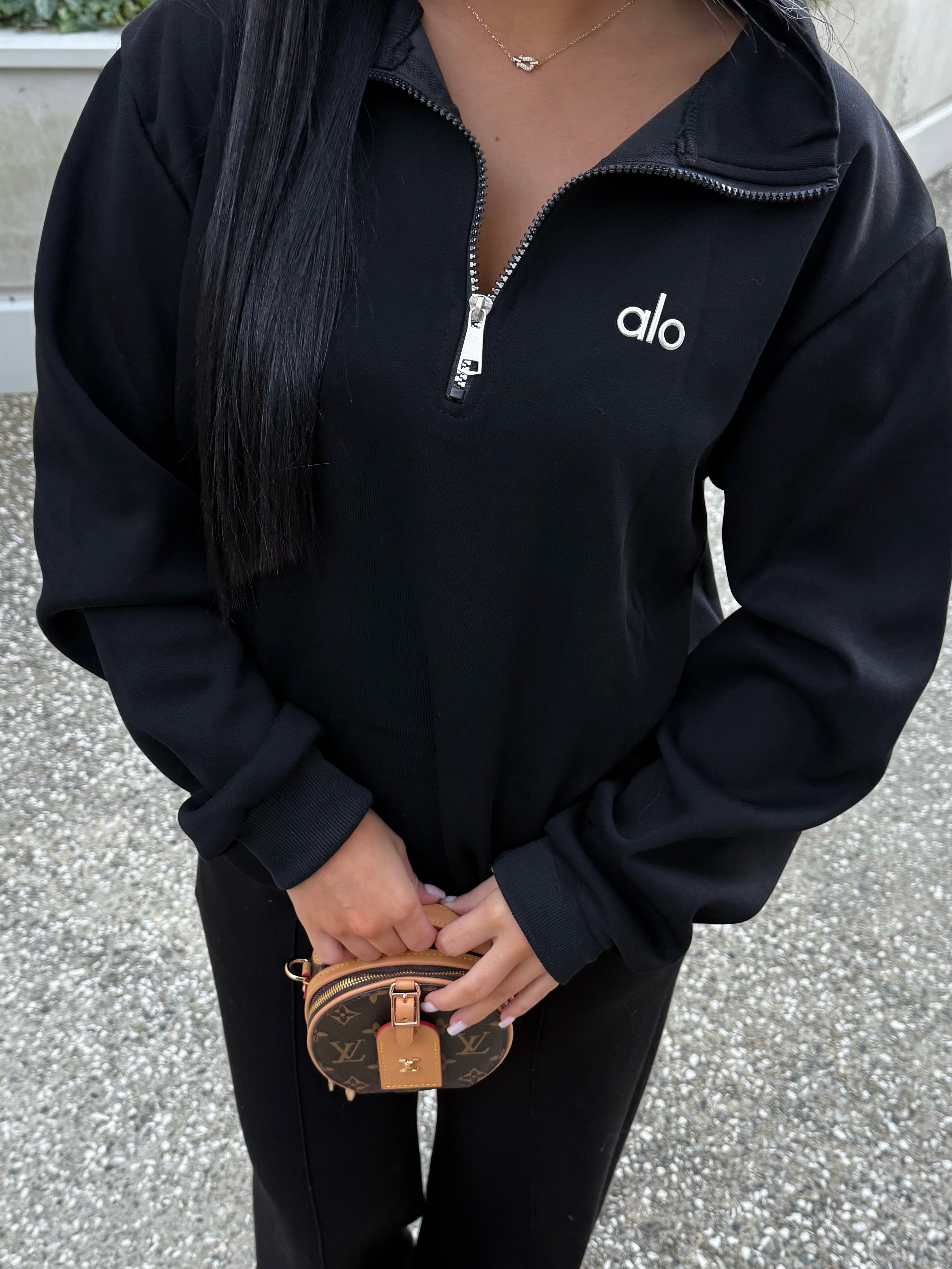 PULL ZIPPÉ NOIR