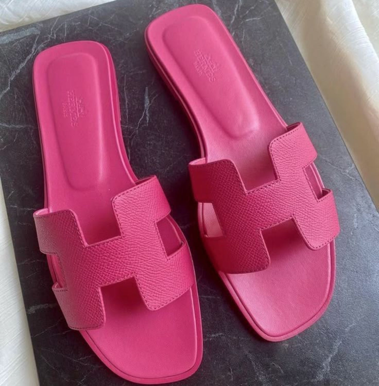 H oran hot pink