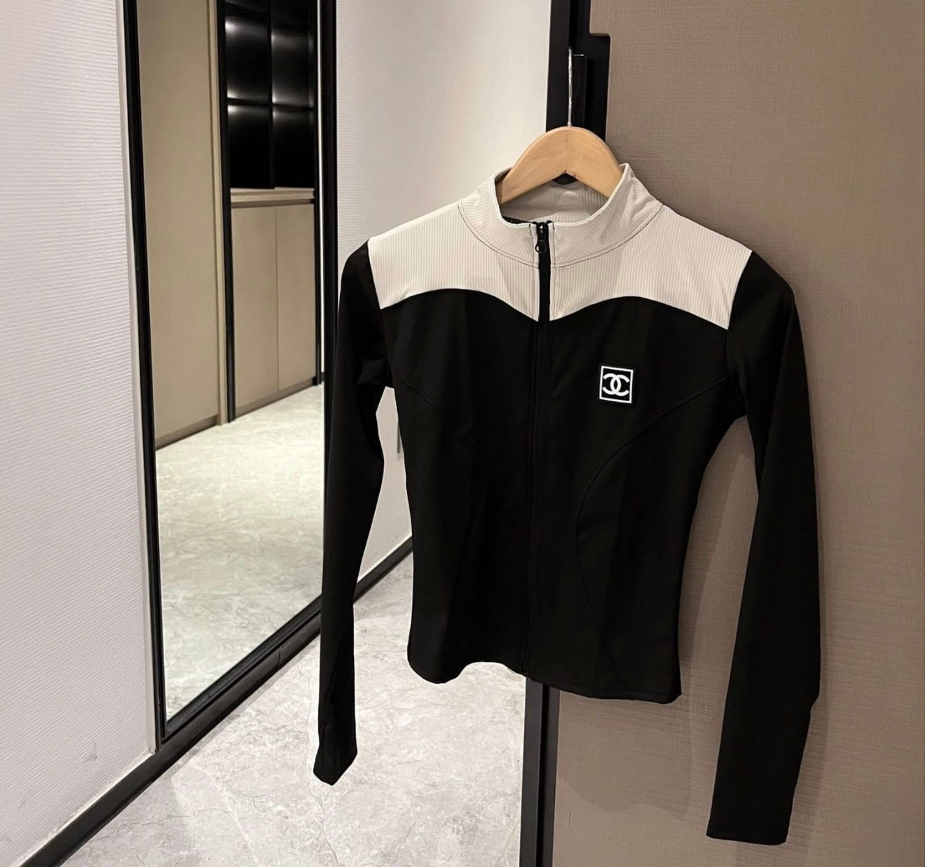 CC SNATCH JACKET