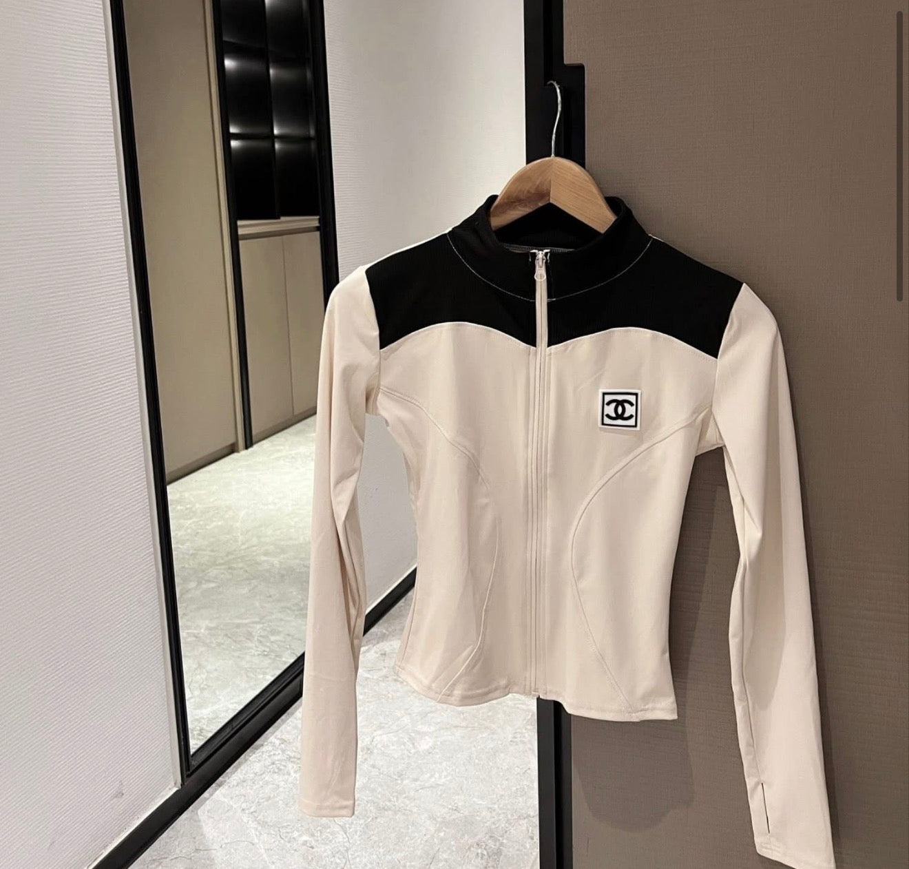 CC SNATCH JACKET
