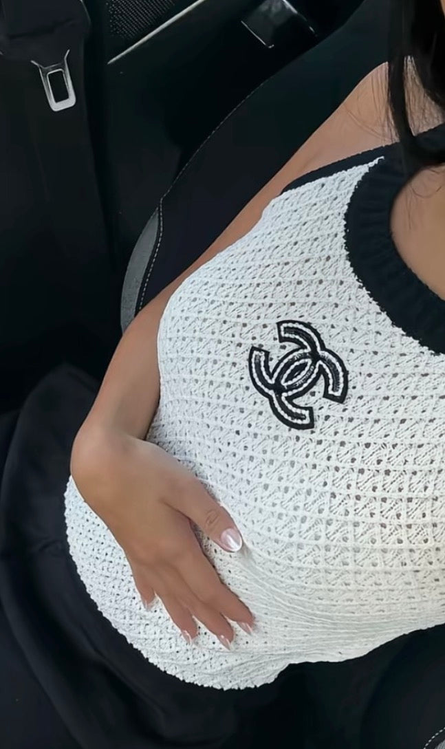 WHITE CUTE TOP