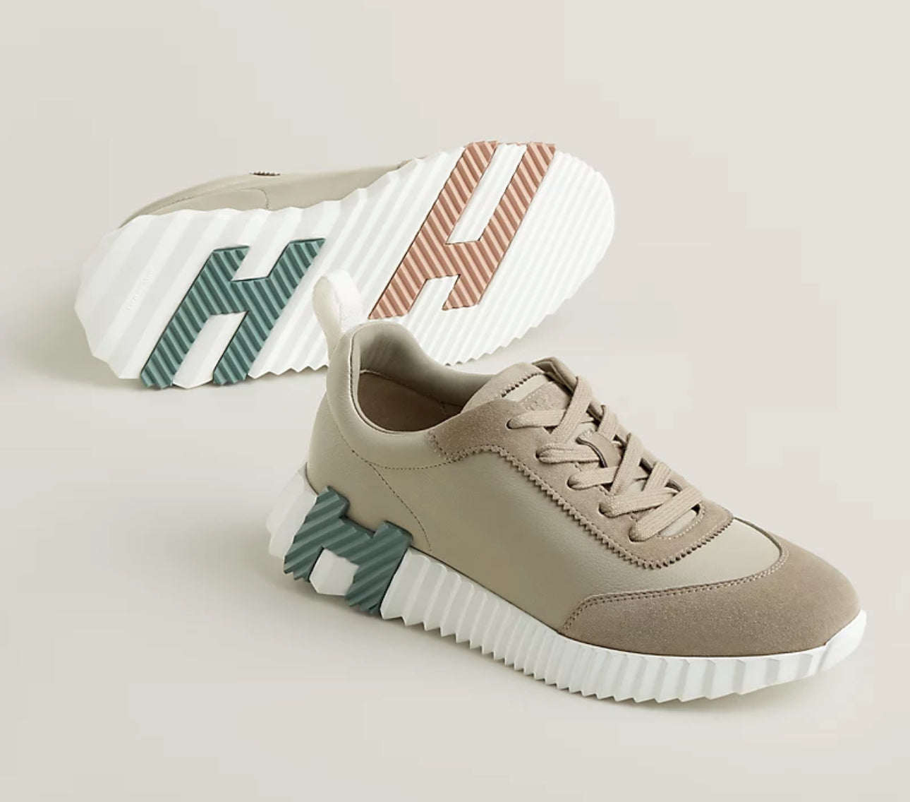H bouncing beige